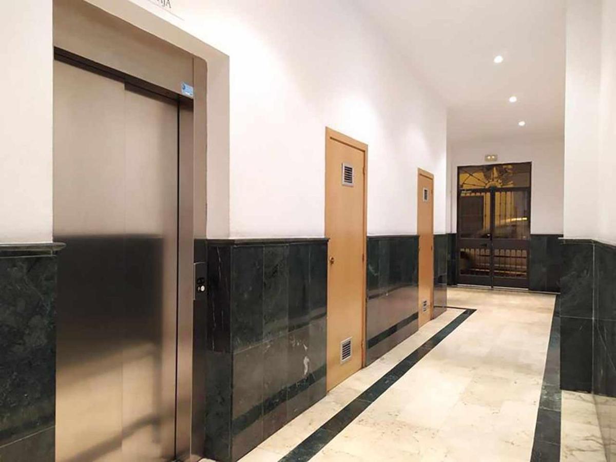 Apartament Charming Walk To Sights *